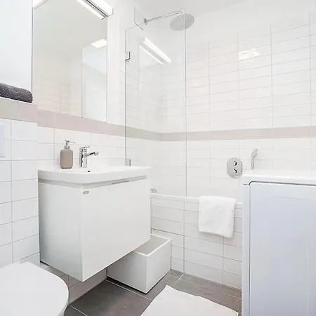 Apartmán Amazing 2-bedroom With Terrace And Air-condition - 504 Praha