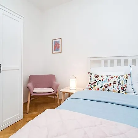 Amazing 2-bedroom With Terrace And Air-condition - 504 Apartment *