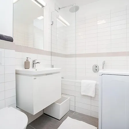 Amazing 2-bedroom With Terrace And Air-condition - 504 * Praha