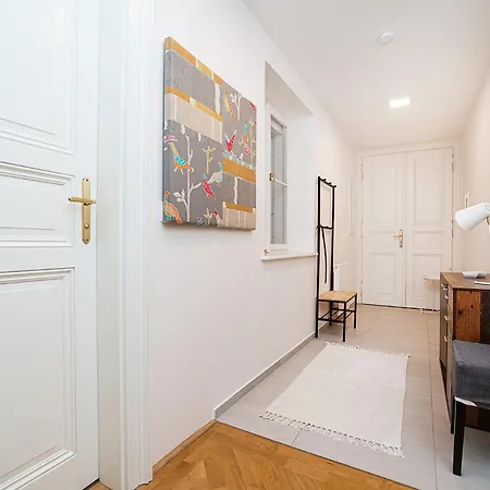 Amazing 2-bedroom With Terrace And Air-condition - 504 Apartmán *