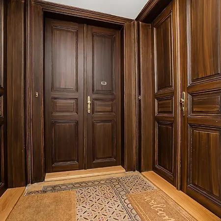 Amazing 2-bedroom With Terrace And Air-condition - 504 * Praha