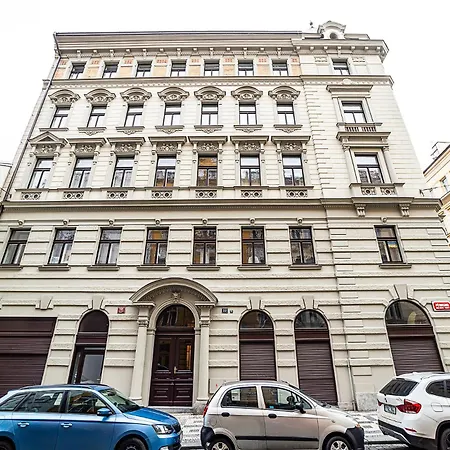 Amazing 2-bedroom With Terrace And Air-condition - 504 *